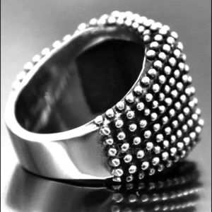 Ring dot signet style ,